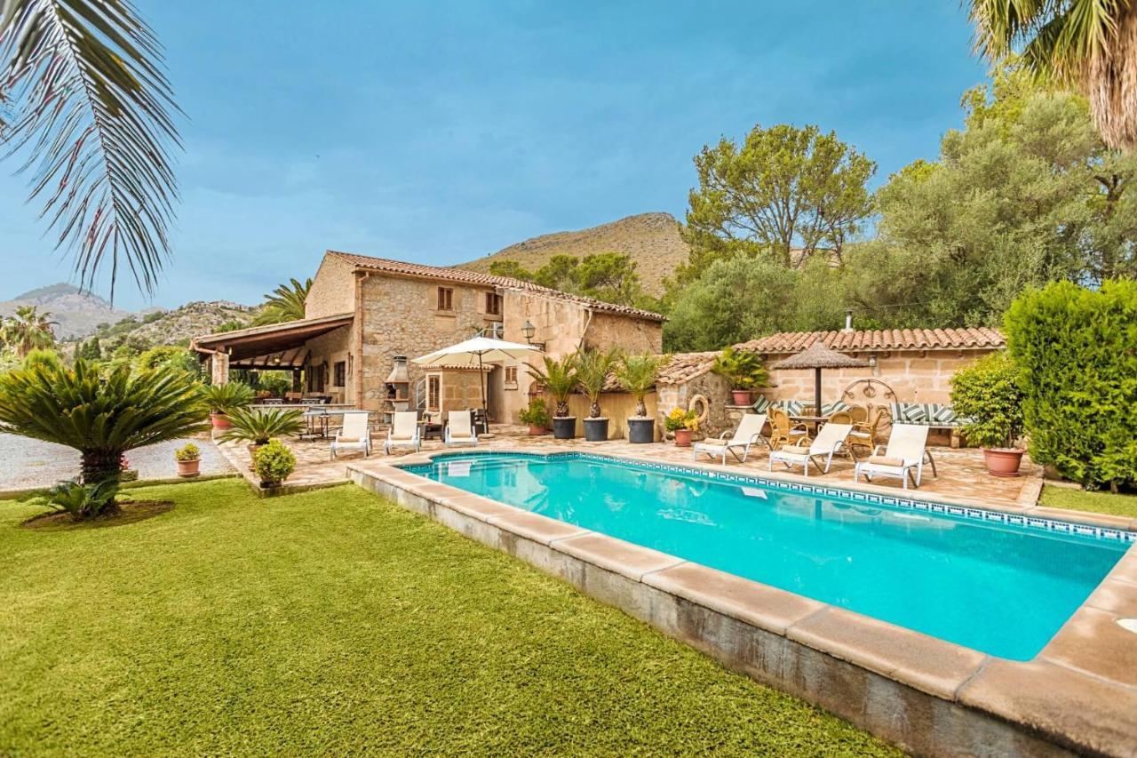 Villa Mosson By Sealand Villas Port de Pollenca Exterior photo