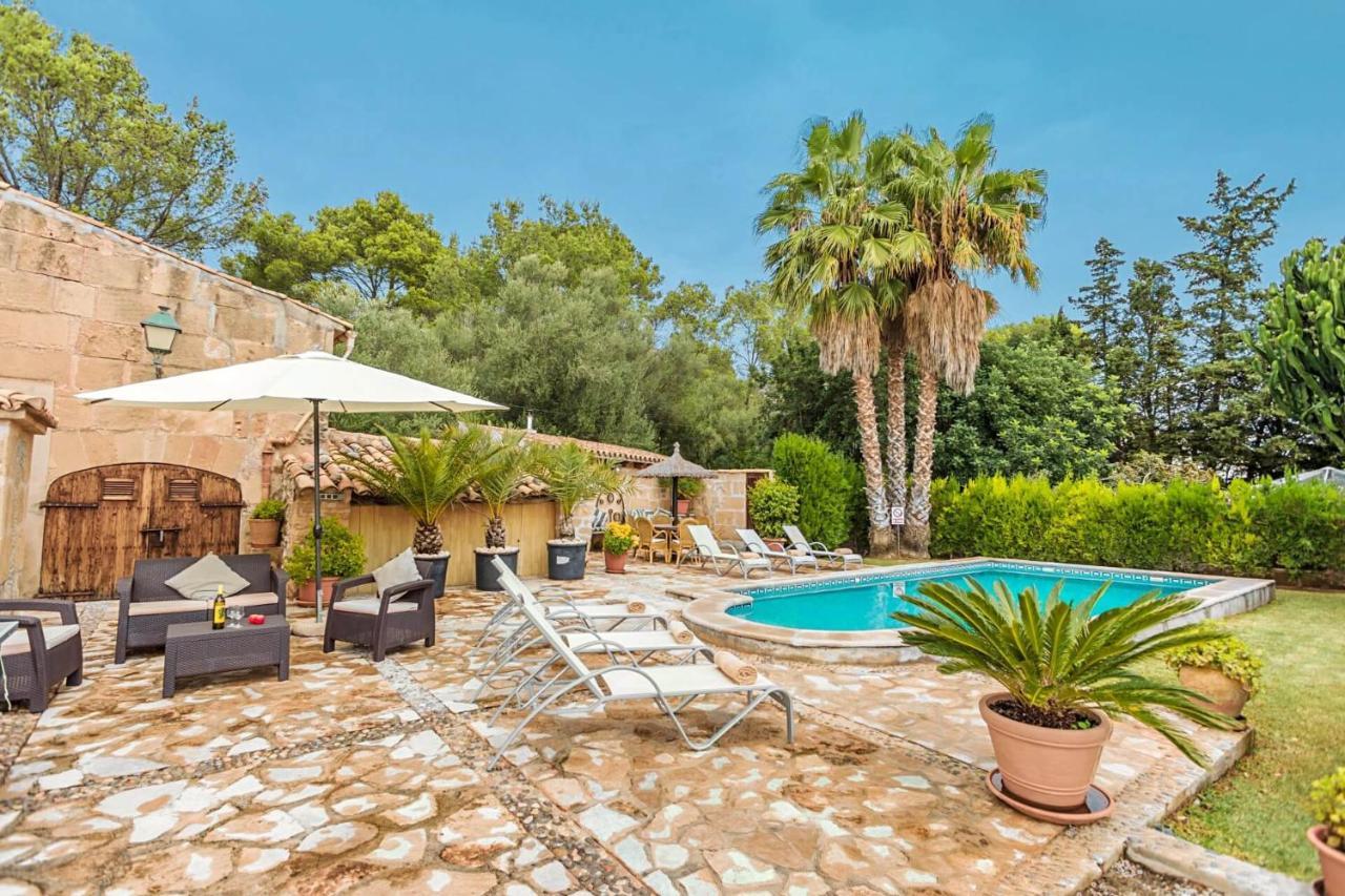 Villa Mosson By Sealand Villas Port de Pollenca Exterior photo