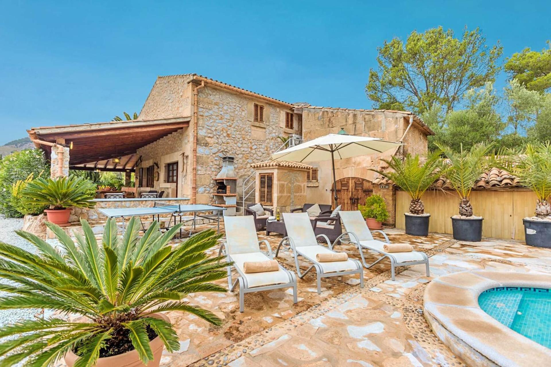 Villa Mosson By Sealand Villas Port de Pollenca Exterior photo